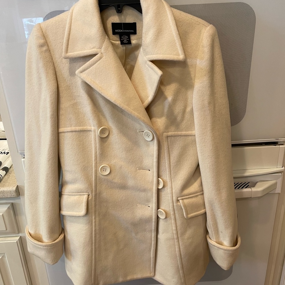 Moda International Cream Peacoat - Picture 1 of 9